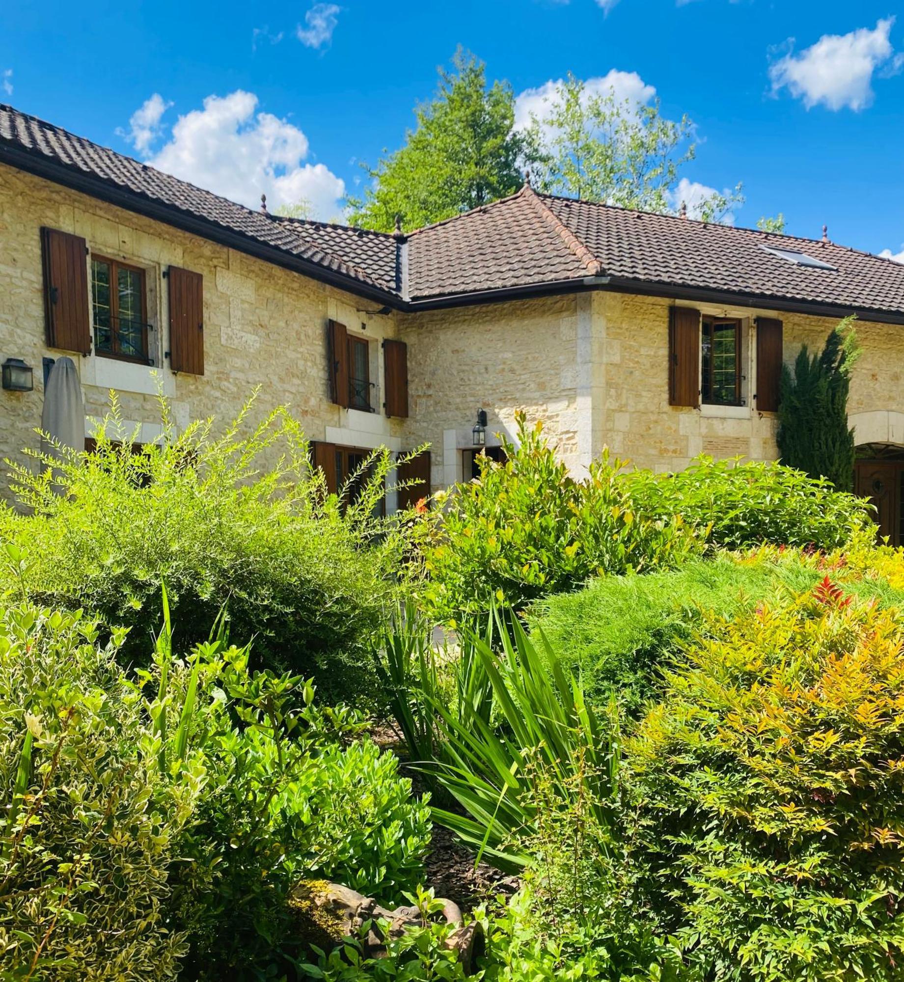 Bed and Breakfast Moulin Du Fontcourt Chasseneuil-sur-Bonnieure Exteriér fotografie